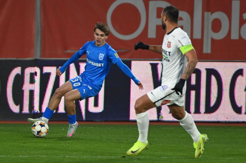 Universitatea Craiova s-a impus clar la Sibiu, scor 2-0